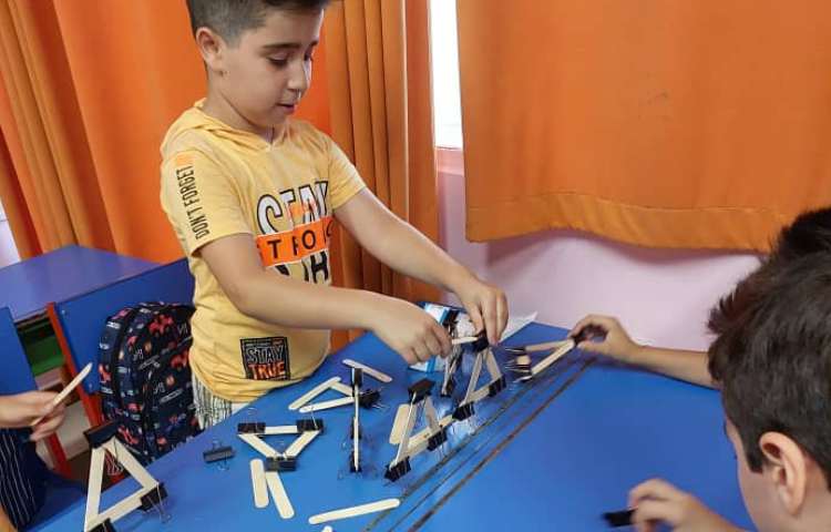 بازی ساختنی برج مثلثی 2