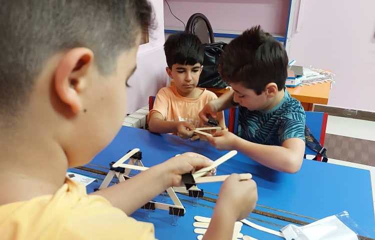 بازی ساختنی برج مثلثی 4