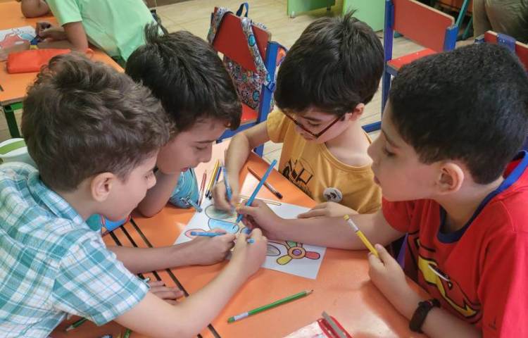 : بازی ساختنی، درست کردن هلیکوپتر ساعتی 4