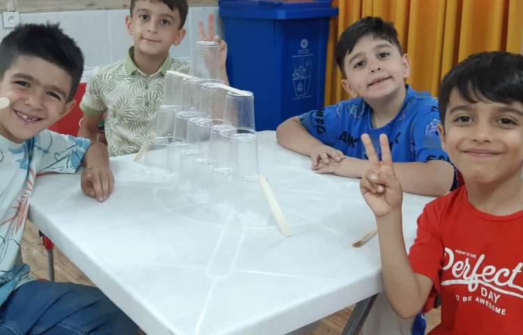 بازی ساختنی (ساخت برج) 1