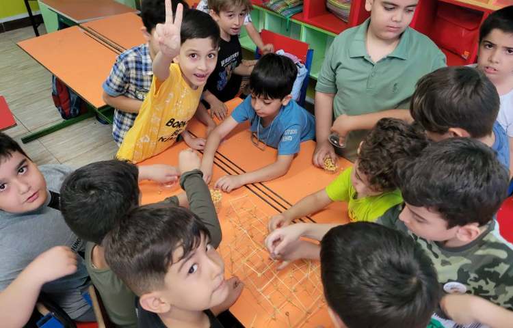 : بازی ساختنی، ساخت سازه ی نخودی 1