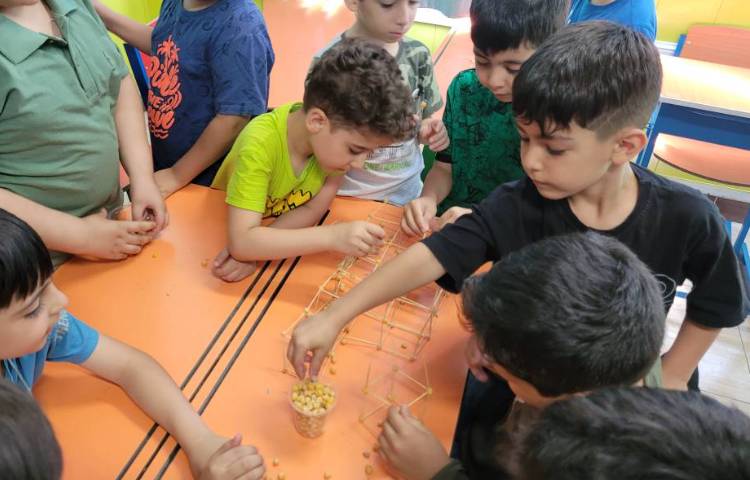 : بازی ساختنی، ساخت سازه ی نخودی 2