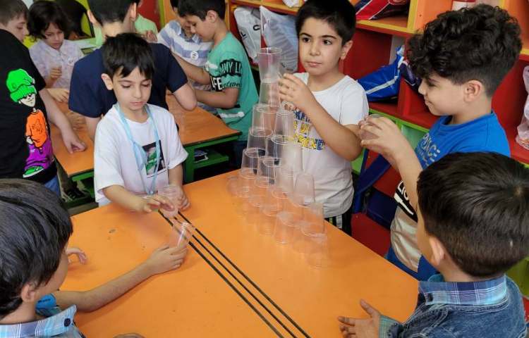 بازی ساختنی 4