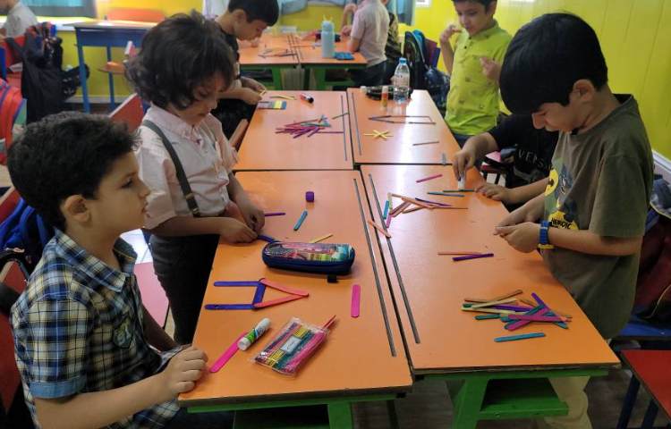 : بازی ساختنی