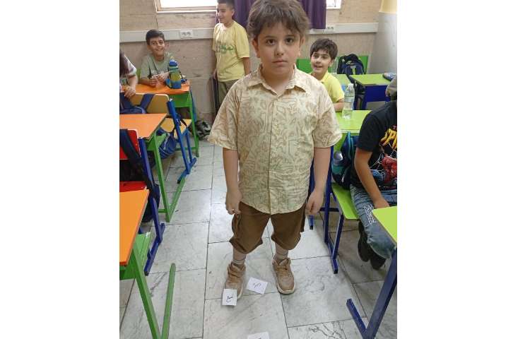 بازی ساخت کلمات با پسوند و پیشوند و جمله سازی 4