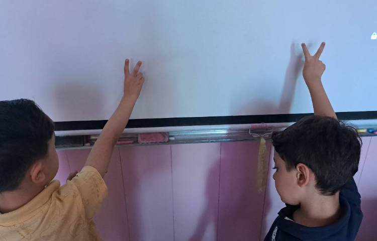 بازی سایه ها (آشنایی با سایه و نور)