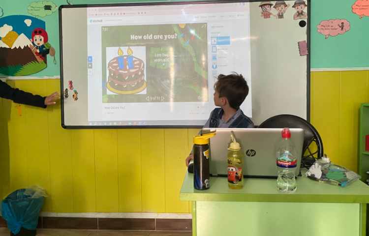 بازی مربوط به تمرین "How old are you? 24