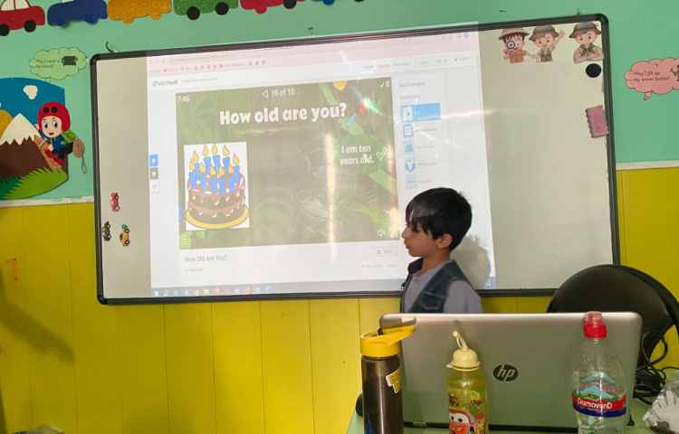 بازی مربوط به تمرین "How old are you? 25