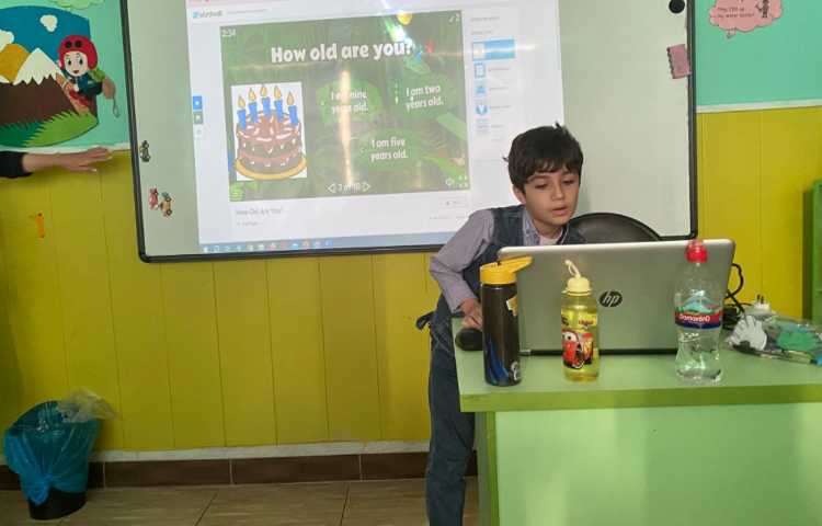 بازی مربوط به تمرین "How old are you? 29