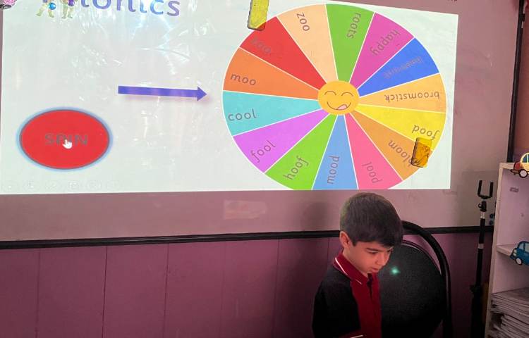 بازی مربوط به جملات و کلمات long oo 5