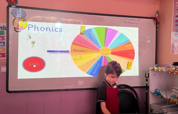 بازی مربوط به جملات و کلمات long oo 6