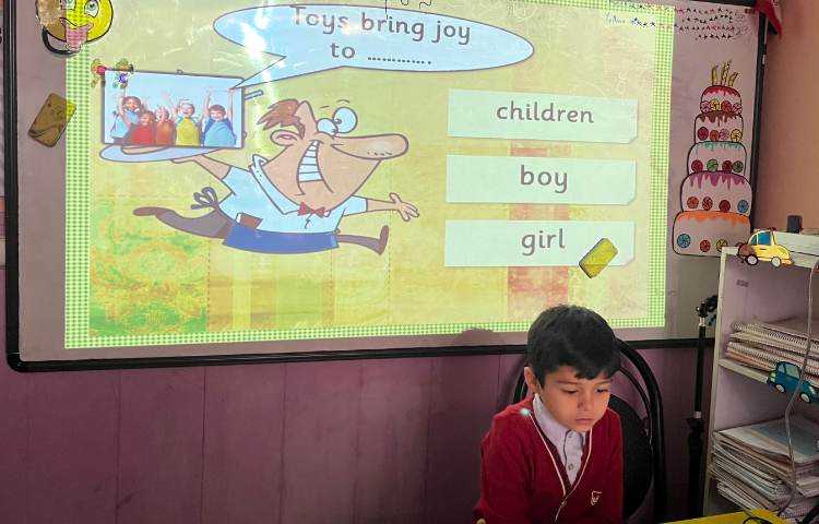 بازی مربوط به جملات oy 1