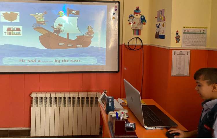 بازی مربوط به جملات "er" 4