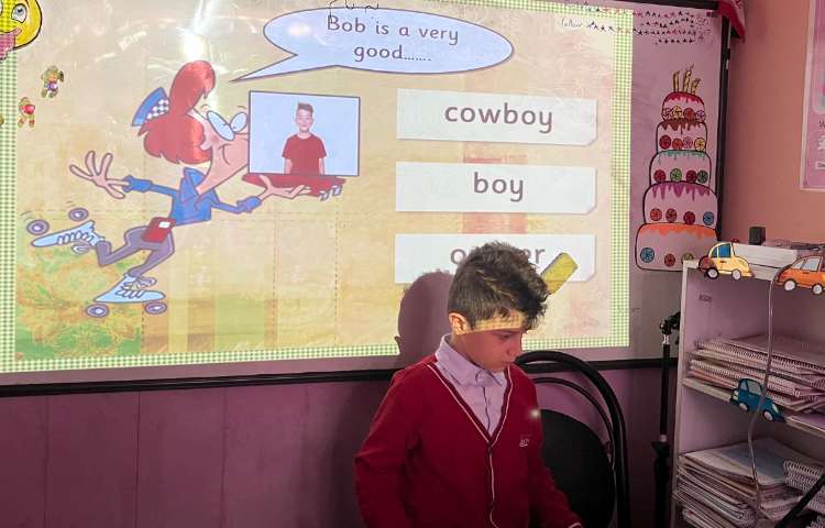 بازی مربوط به جملات oy 4