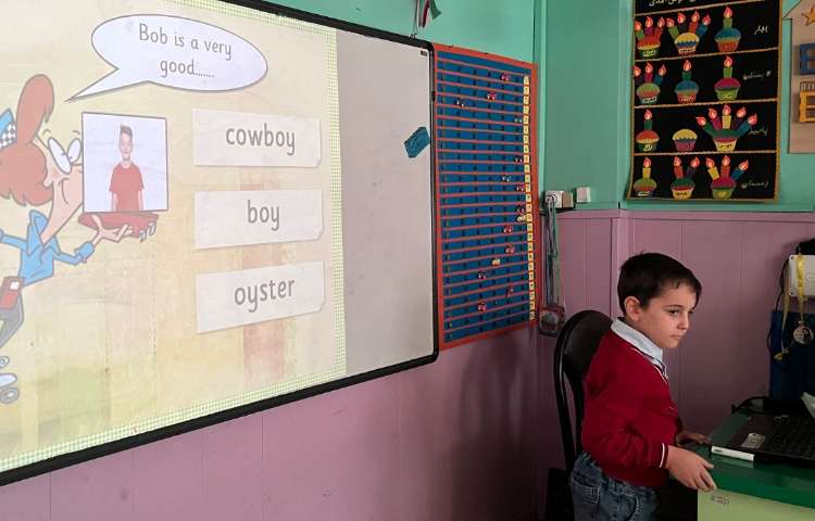 بازی مربوط به جملات oy 6