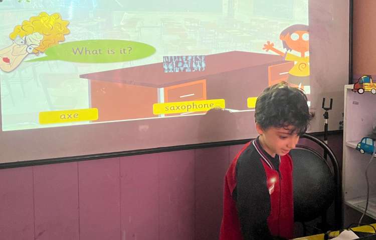 بازی مربوط به حرف x 3