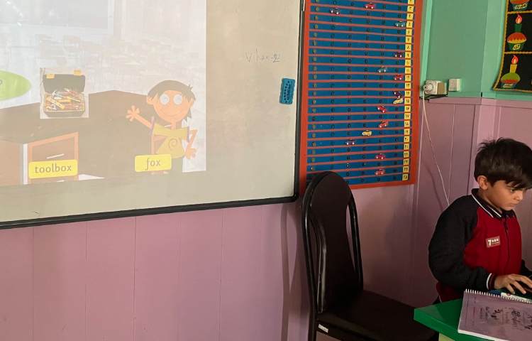 بازی مربوط به حرف x 6