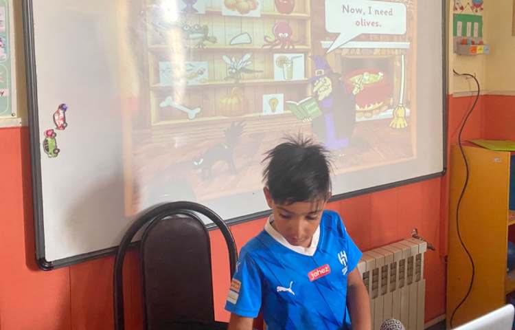 بازی مربوط به حروف l, o, u 1