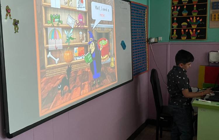 بازی مربوط به حروف l,o,u 1