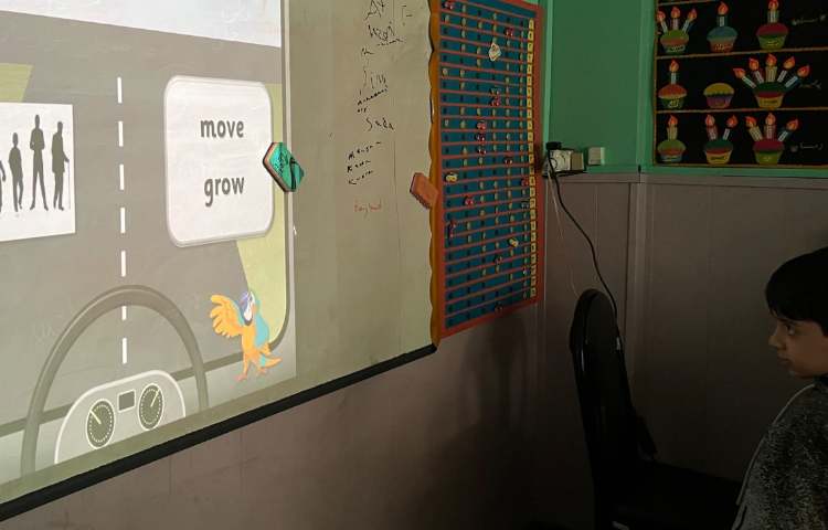 بازی مربوط به درس animals baby 4