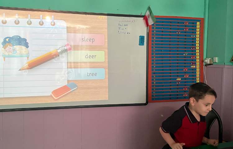 بازی مربوط به دوره حروف فونیکس 2 5