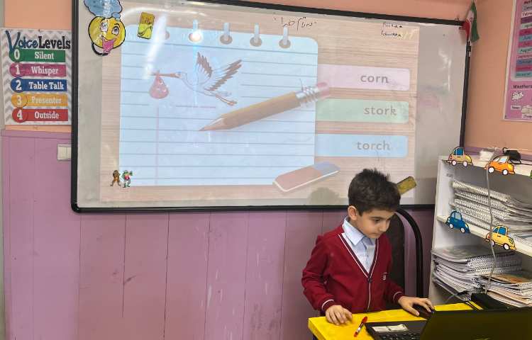 بازی مربوط به دوره حروف فونیکس 2