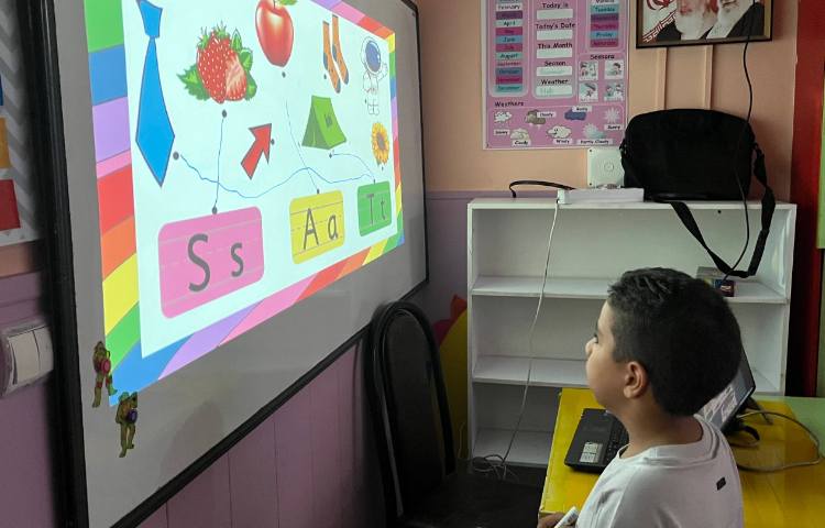 بازی مربوط به دوره حروف s,a,t 3