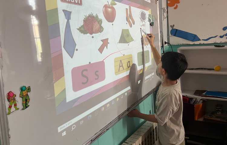 بازی مربوط به دوره حروف s,a,t 5