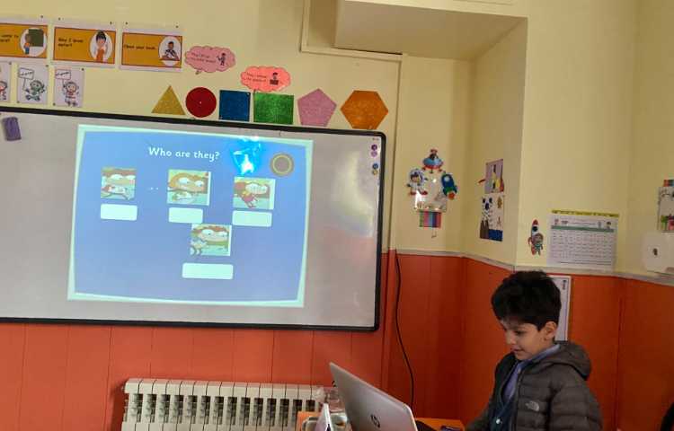 بازی مربوط به دوره درس welcome 8