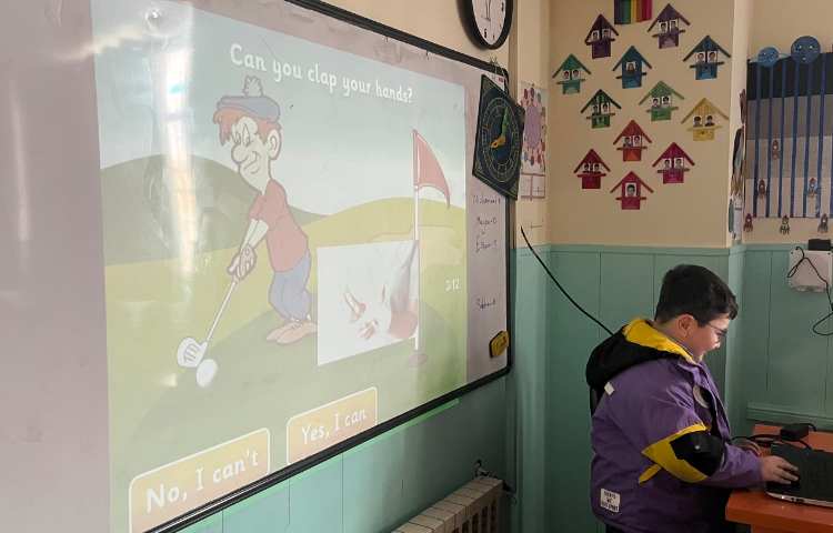 بازی مربوط به سوال با can 1