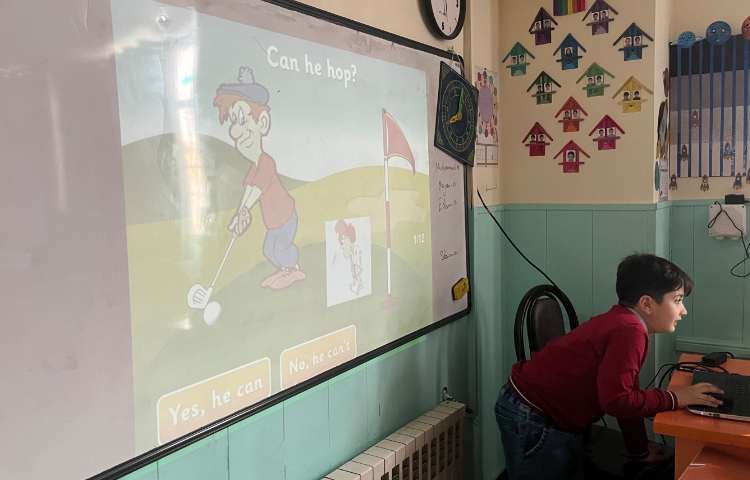 بازی مربوط به سوال با can 2