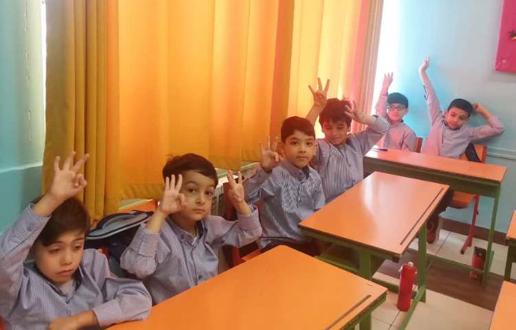 بازی مربوط به مهارت‌جمله سازی و روخوانی 2