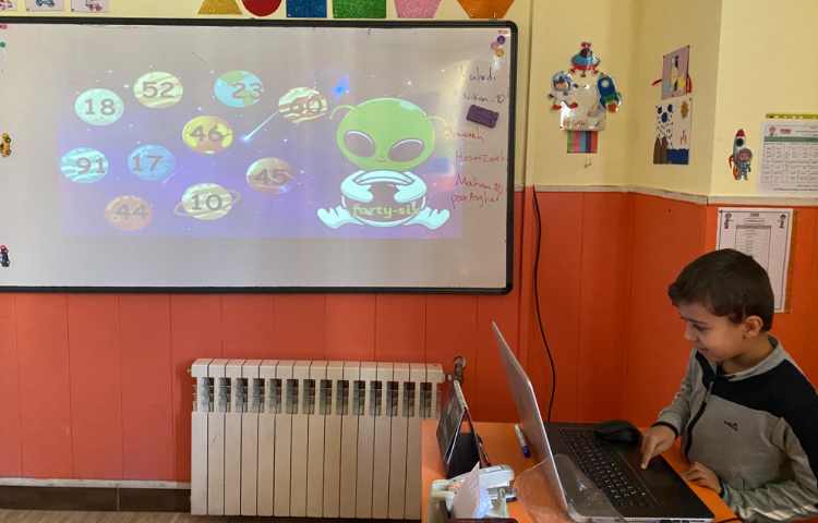 بازی مربوط به What'this and what's that? و شمارش اعداد 1 تا 100 5