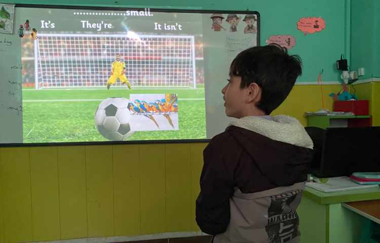 بازی مربوط به it's و they're 12