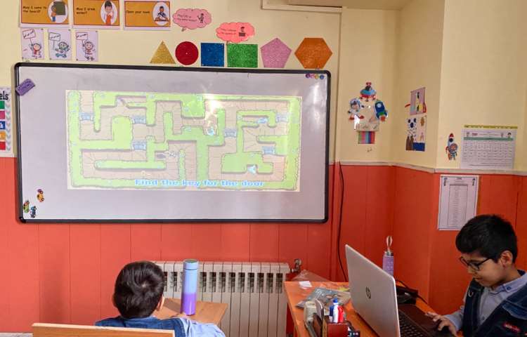 بازی مربوط به کلمات و جملات "ur" 12