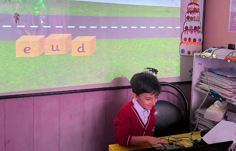 بازی مربوط به کلمات ue 2