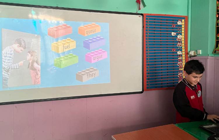 بازی مربوط به کلمات ue 5