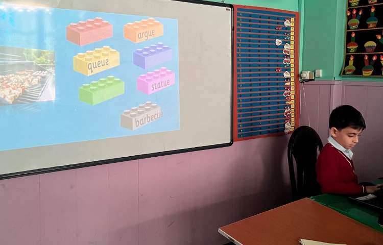 بازی مربوط به کلمات ue 8