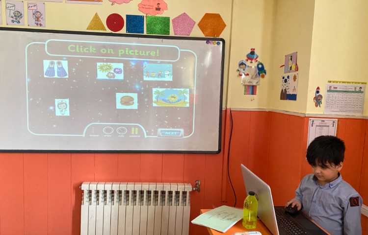 بازی مربوط به کلمات "ur" 9