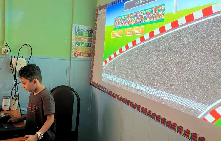 بازی مربوط به گرامر صفحه 83 2