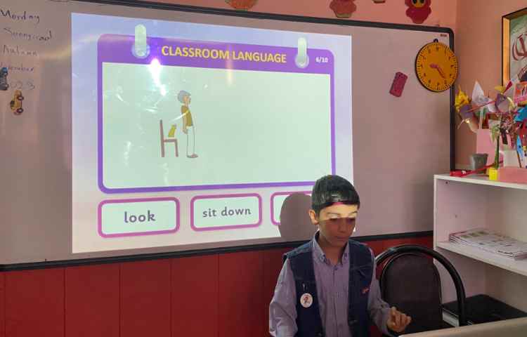 بازی مربوط به Classroom objects 1