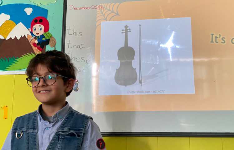 بازی مربوط به shadow puppet 2