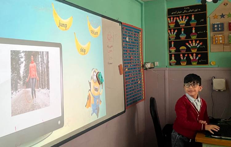 بازی مربوط به action verbs 4