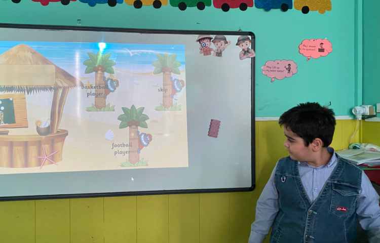 بازی مربوط به Action verbs 7