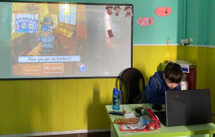 بازی مربوط به have got, haven't got 8