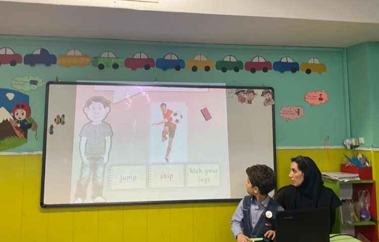 بازی مربوط به action verbs 8