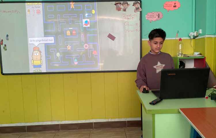 بازی مربوط به phonics(c,g,o) 9