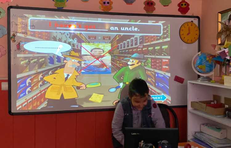 بازی مربوط به have got, haven't got