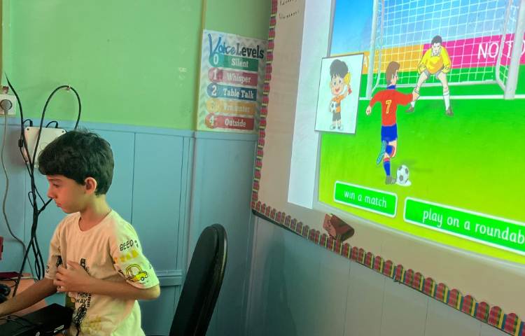 بازی مربوط به Action verbs