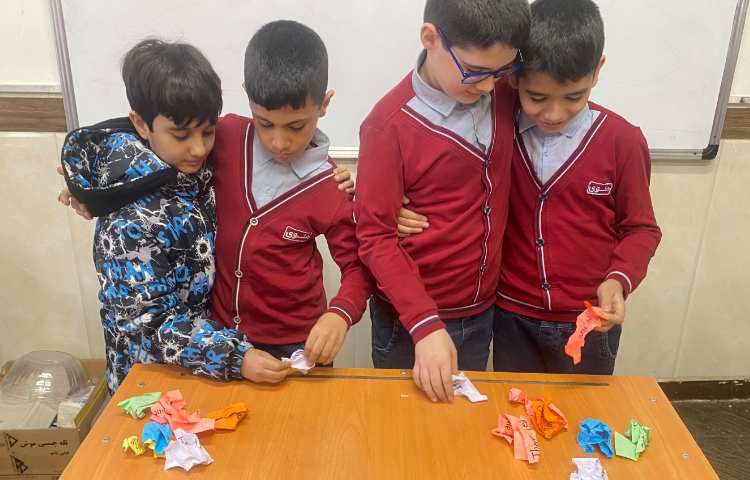 بازیِ مرتب‌سازی جملات جهت تمرین Reading 4